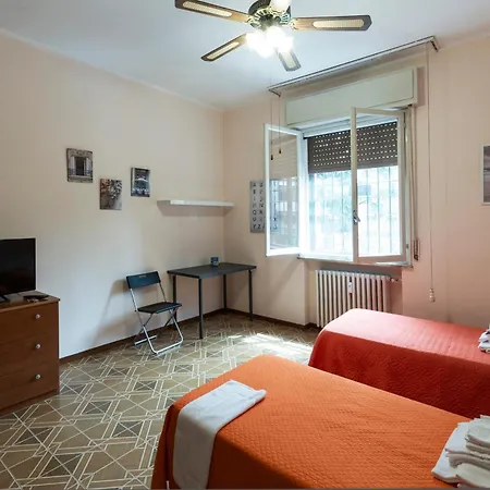 Fare Via Monte 14 Guest house *
